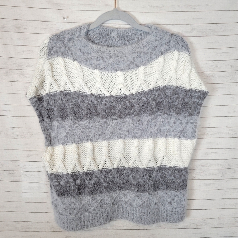 MELROSE & MARKET STRIPED SLEEVELESS CHUNKY KNIT SWEATER, SZ MEDIUM